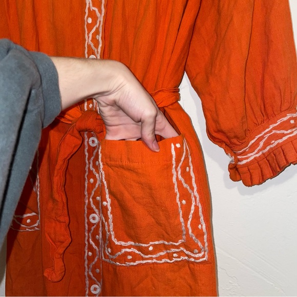 Vintage 1970s Embroidered Button-Front Pocket Maxi House Dress - Picture 8 of 8